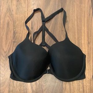 Victoria’s Secret Front-Clip Cross-Back Bra